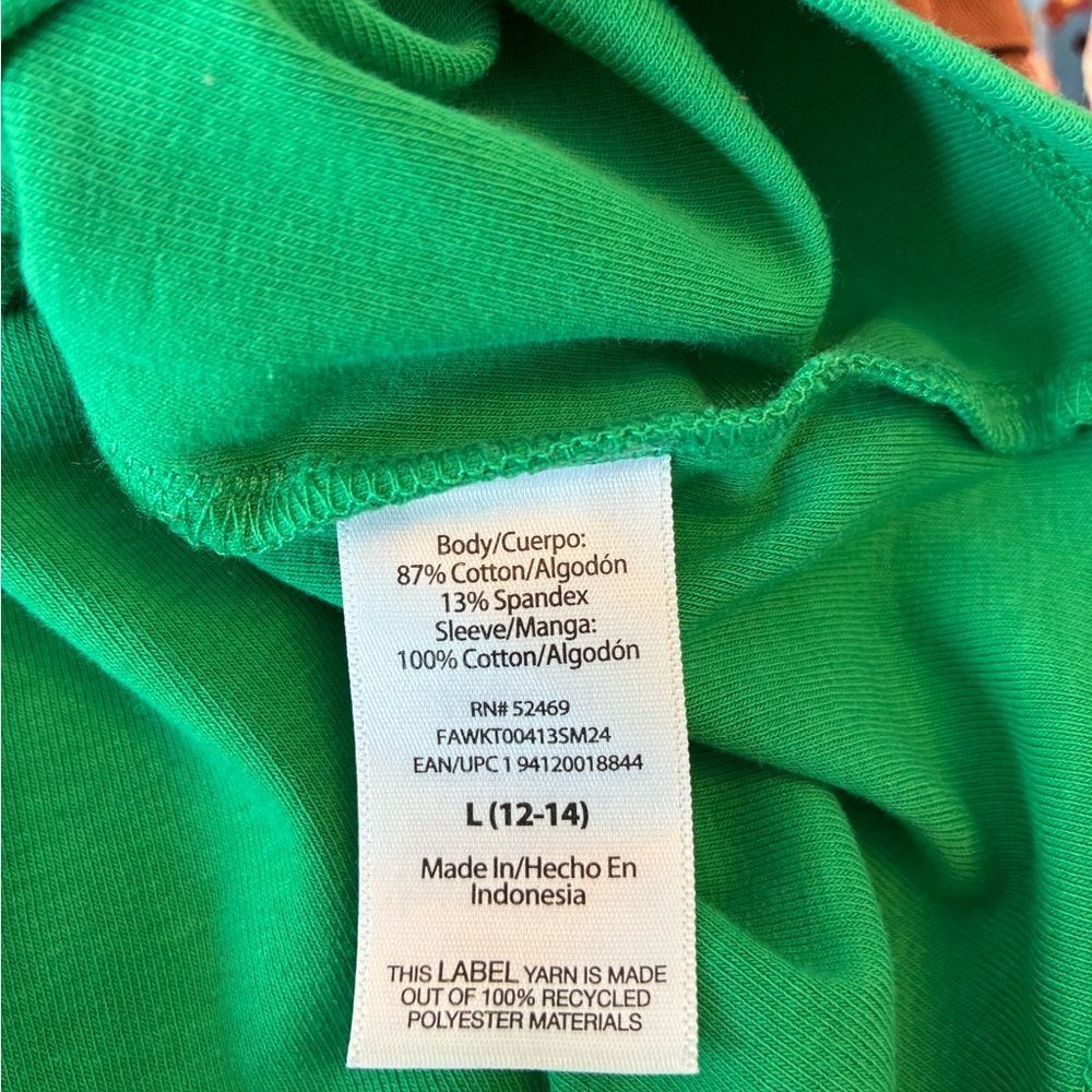 Whimsical Green Button-Front Puff Sleeve Top w/Henley buttons sleeves poplin🍀 - Picture 6 of 8